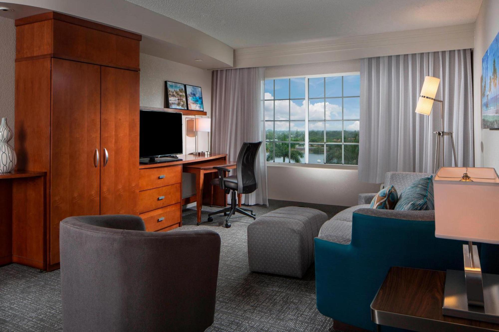 דניה ביץ' Courtyard By Marriott Fort Lauderdale Airport & Cruise Port מראה חיצוני תמונה