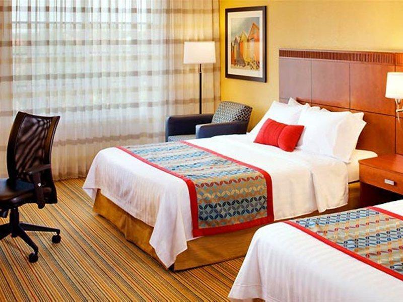 דניה ביץ' Courtyard By Marriott Fort Lauderdale Airport & Cruise Port מראה חיצוני תמונה