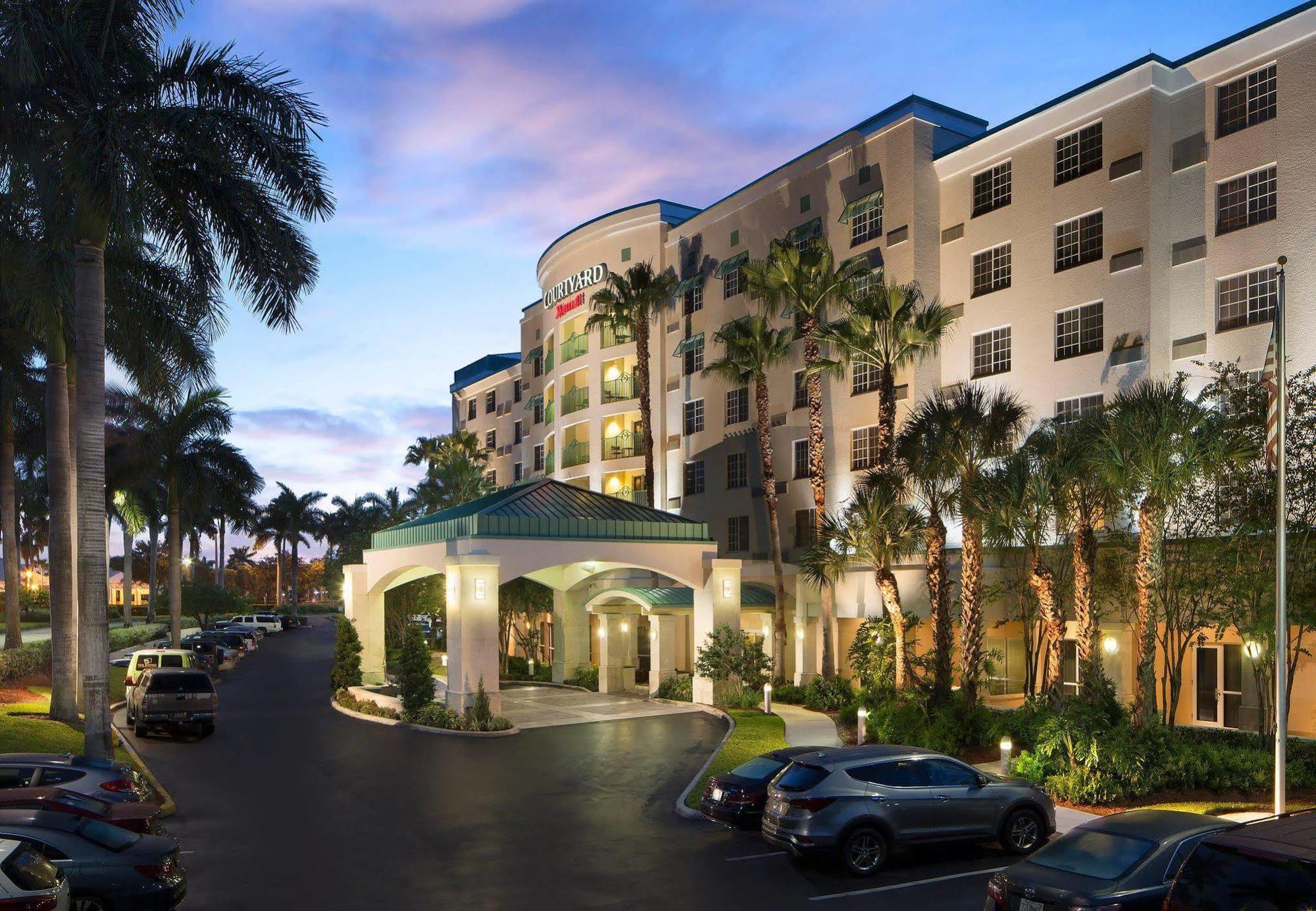 דניה ביץ' Courtyard By Marriott Fort Lauderdale Airport & Cruise Port מראה חיצוני תמונה